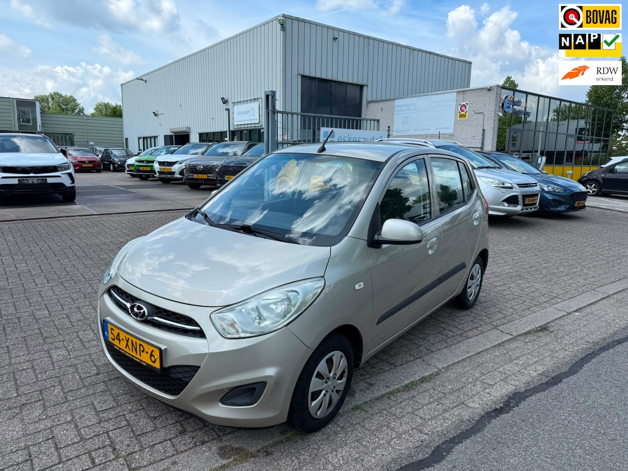 Hyundai i10 - 1.1 i-Drive 1.1 i-Drive, APK 06-2027, NAP, NL Auto - AutoWereld.nl