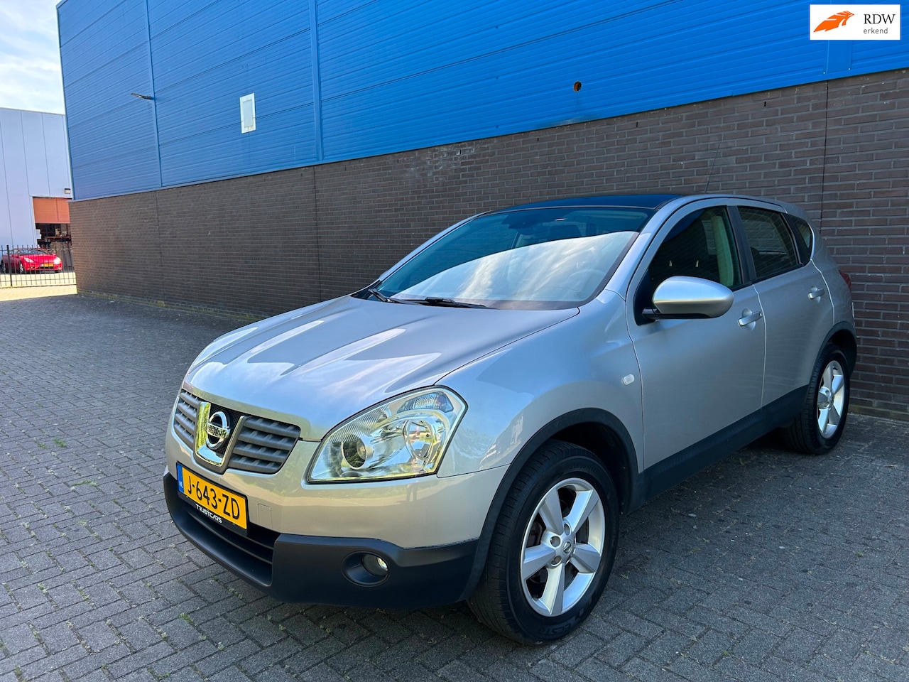 Nissan Qashqai - 2.0 Acenta | Automaat | Pano | Cruise | Climate | 17” LM Velgen | Inklapbare & Verwarmde B - AutoWereld.nl