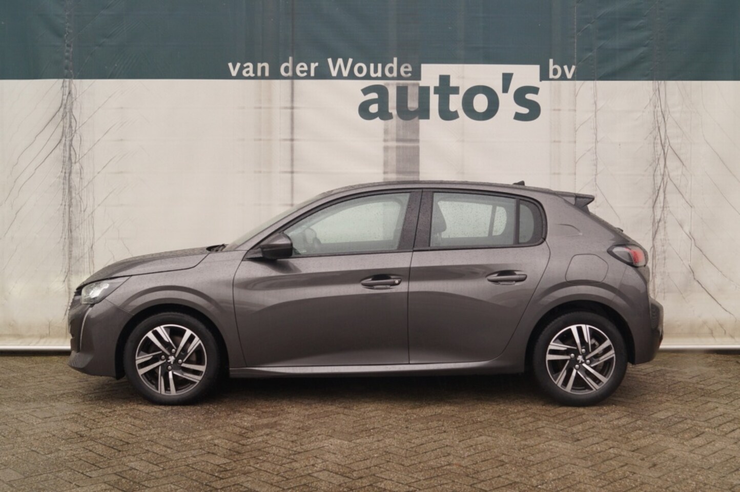 Peugeot 208 - 1.2 PureTech Allure -NAVI-ECC-PDC-CRUISE- - AutoWereld.nl