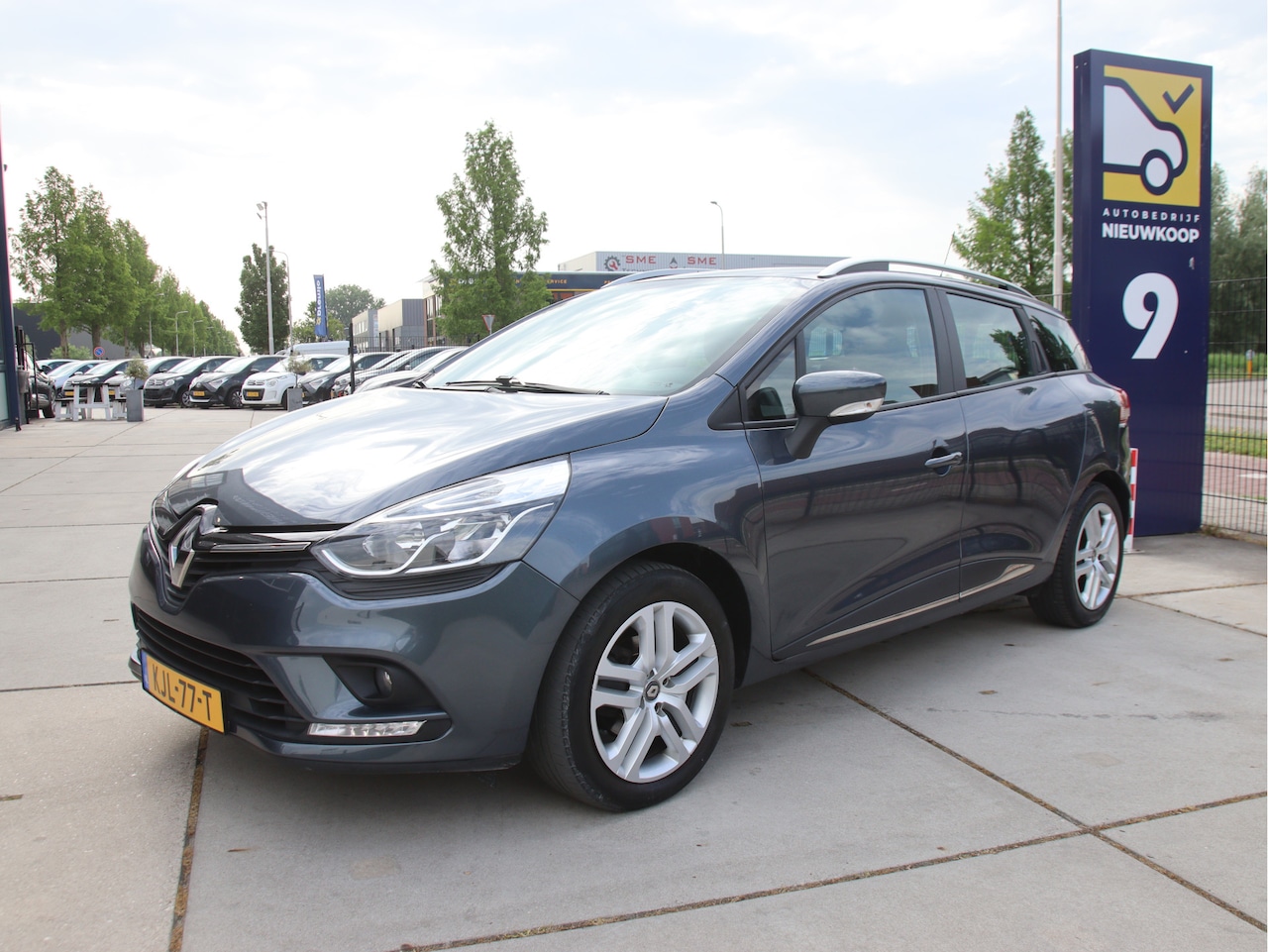 Renault Clio Estate - 0.9 TCe Limited Carplay-DAB+, Trekhaak, Stoelvw, Keyless Lente actie! - AutoWereld.nl