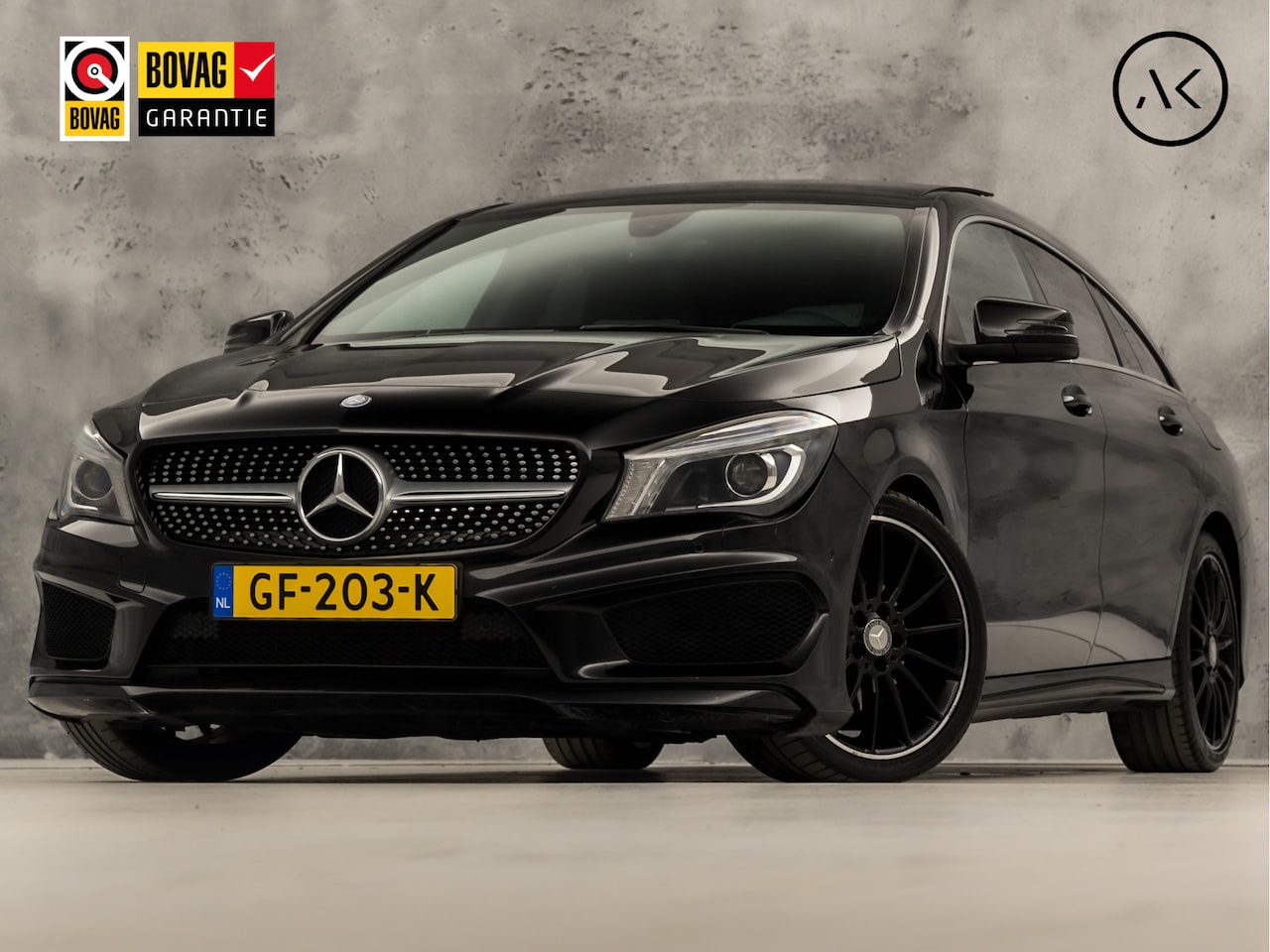 Mercedes-Benz CLA-Klasse - 180 AMG Sport Automaat (SCHUIFDAK, GROOT NAVI, LEDER/ALCANTARA, SPORTSTOELEN, GETINT GLAS, - AutoWereld.nl