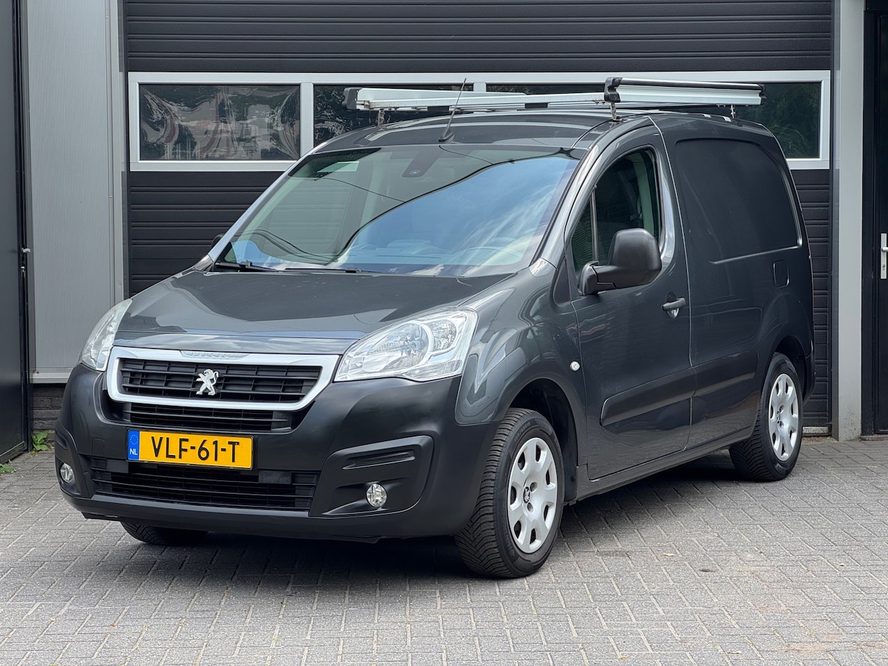 Peugeot Partner - 120 1.6 VTi 98 L1 Pro MARGE Trekhaak, Navi, Cruise Control, PDC - AutoWereld.nl
