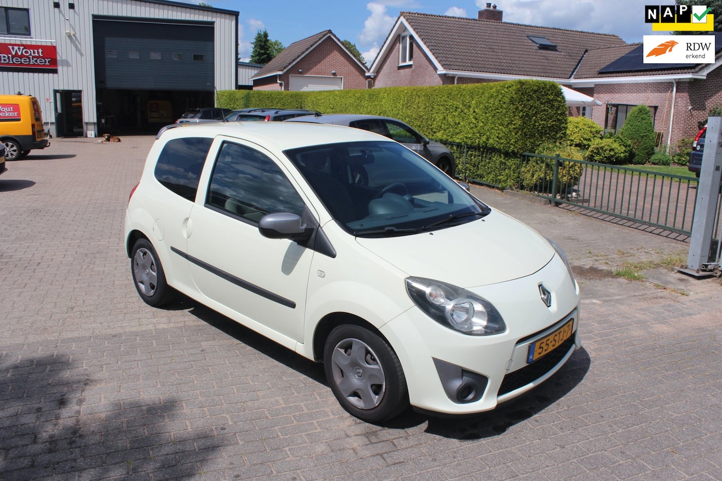 Renault Twingo - 1.2-16V Collection Airco - AutoWereld.nl