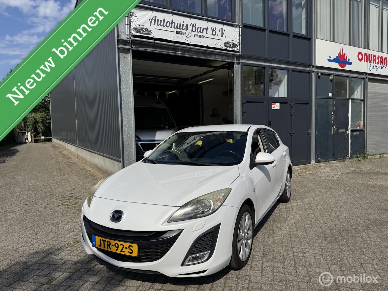 Mazda 3 - 2.0 DiSi GT-M Airco! Navi! APK! NAP Rapport! - AutoWereld.nl