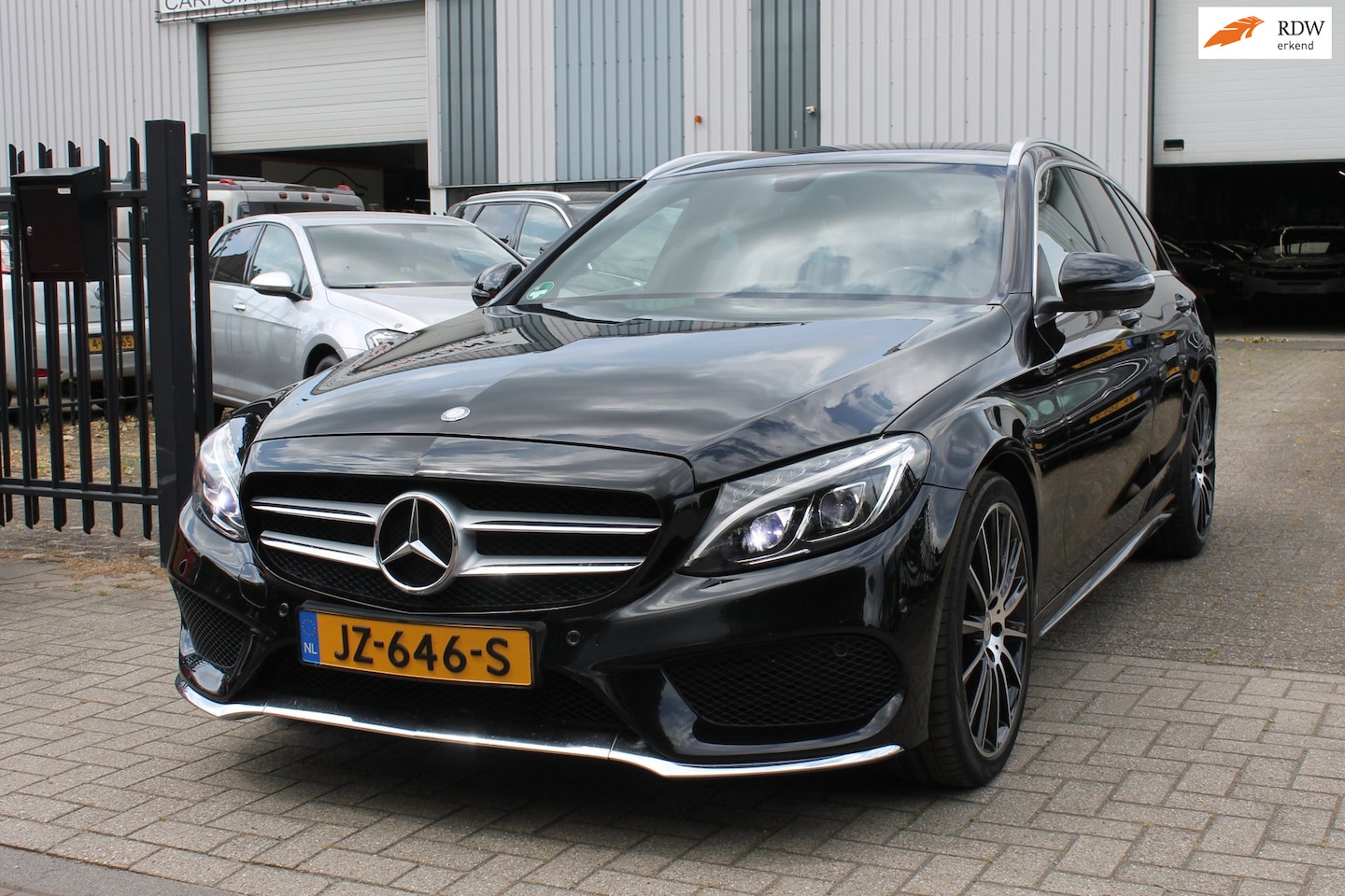 Mercedes-Benz C-klasse Estate - 180 AMG LED Trekhaak Clima Navi Topconditie! - AutoWereld.nl