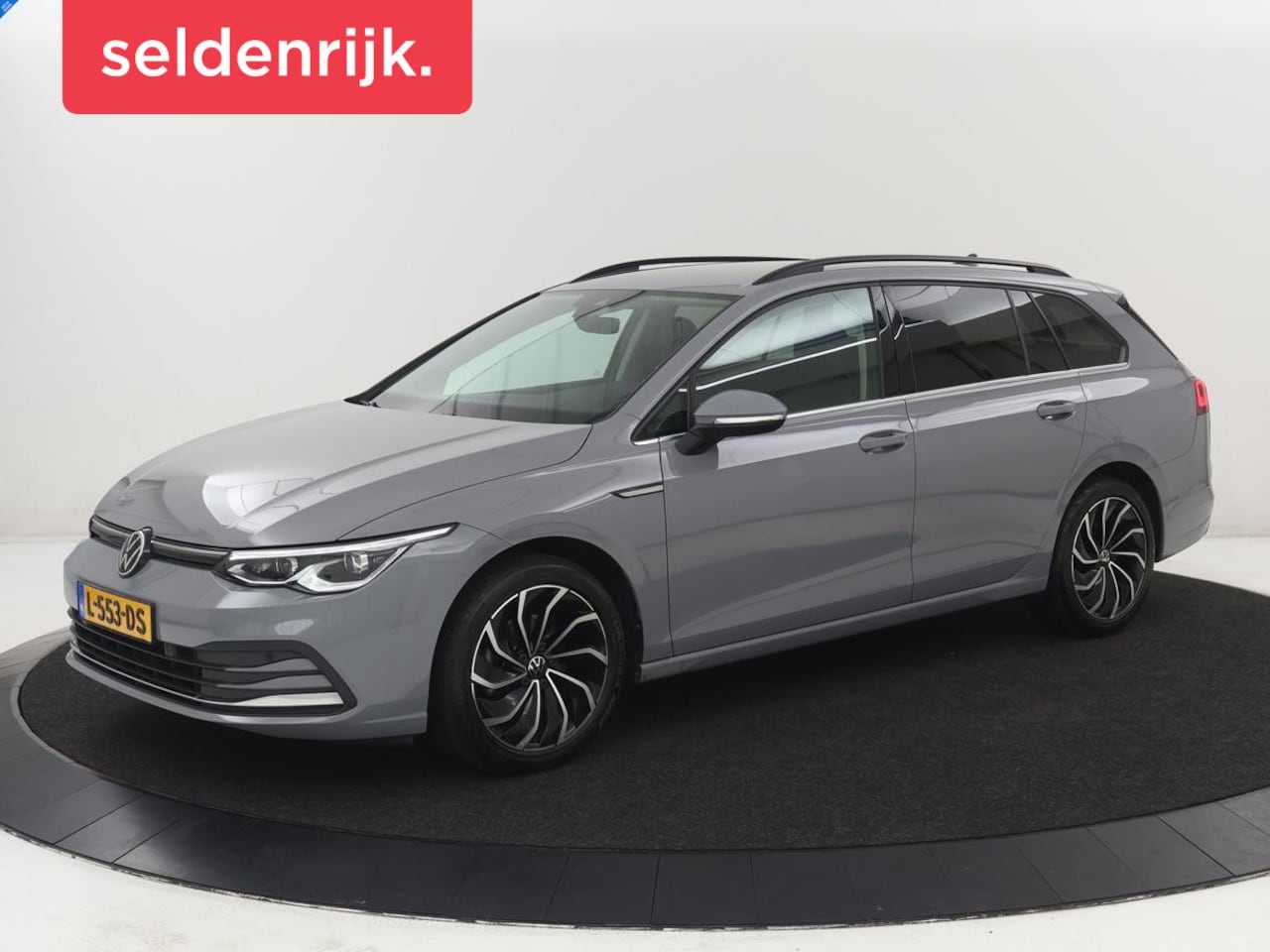 Volkswagen Golf Variant - 1.5 TSI Style | Matrix LED | Camera | Carplay | Trekhaak | Massage | Memory | Sfeerverlich - AutoWereld.nl