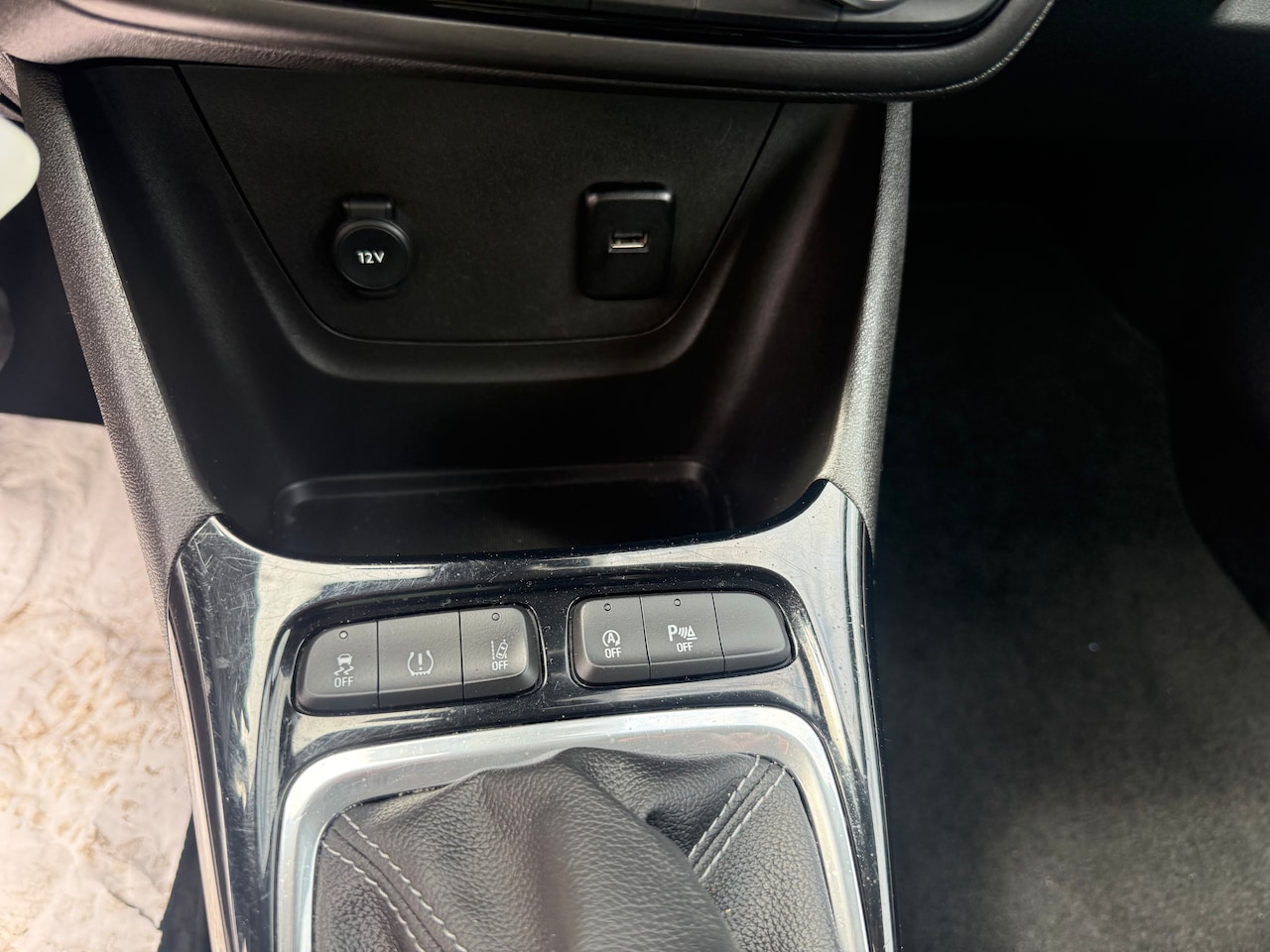Opel Crossland X - 1.2 Turbo Online Edition Stoel verwarming