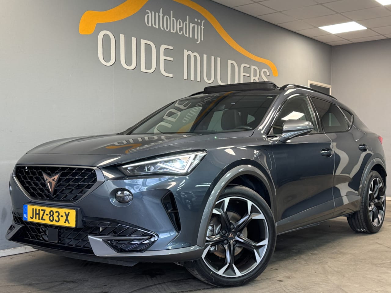 CUPRA Formentor - 1.4 TSI e-Hybrid Panoramadak/Camera/Carplay - AutoWereld.nl