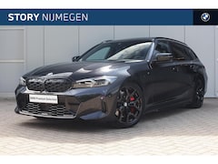 BMW 3-serie Touring - 330e M Sport Automaat / Trekhaak / Panoramadak / Sportstoelen / Comfort Access / Adaptieve
