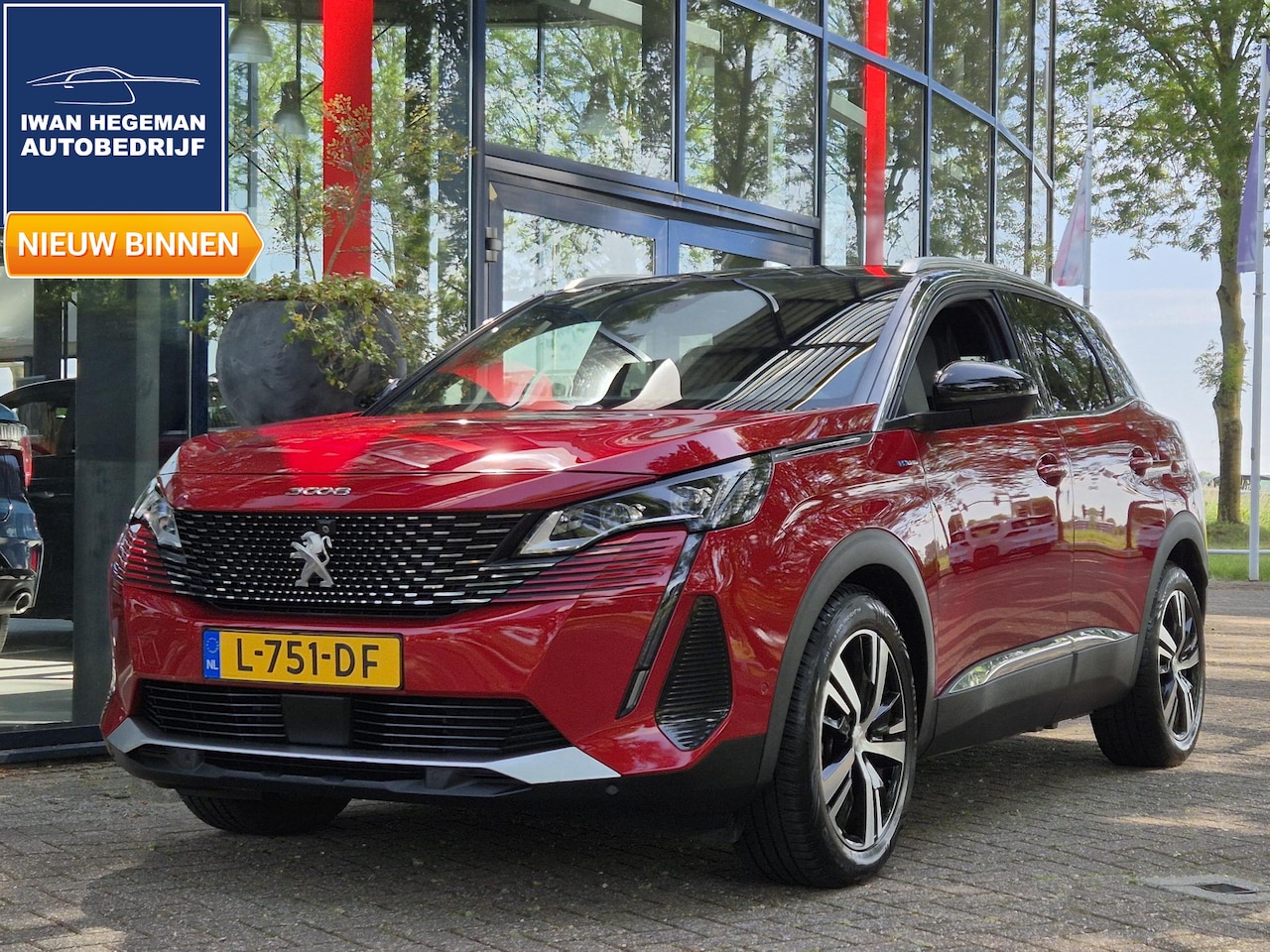 Peugeot 3008 - 1.6 HYbrid GT | SOH 92,5% | Climate control | Trekhaak | PDC + Camera | Navigatie | Apple - AutoWereld.nl