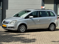 Opel Zafira - 1.8 Cosmo
