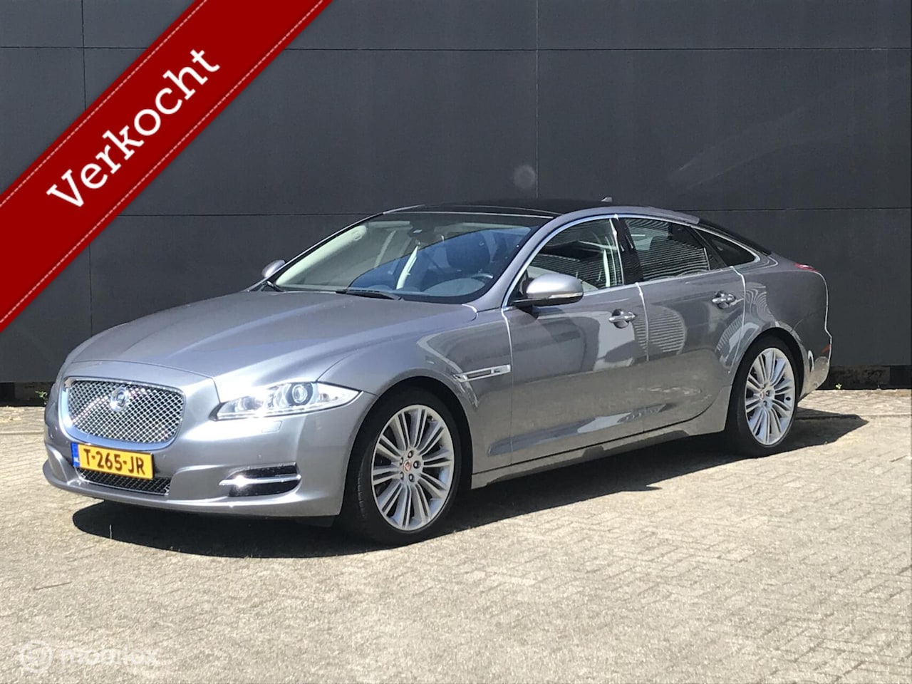 Jaguar XJ - 2.0T Premium Luxury I Pan-roof I Xenon I Leer I - AutoWereld.nl