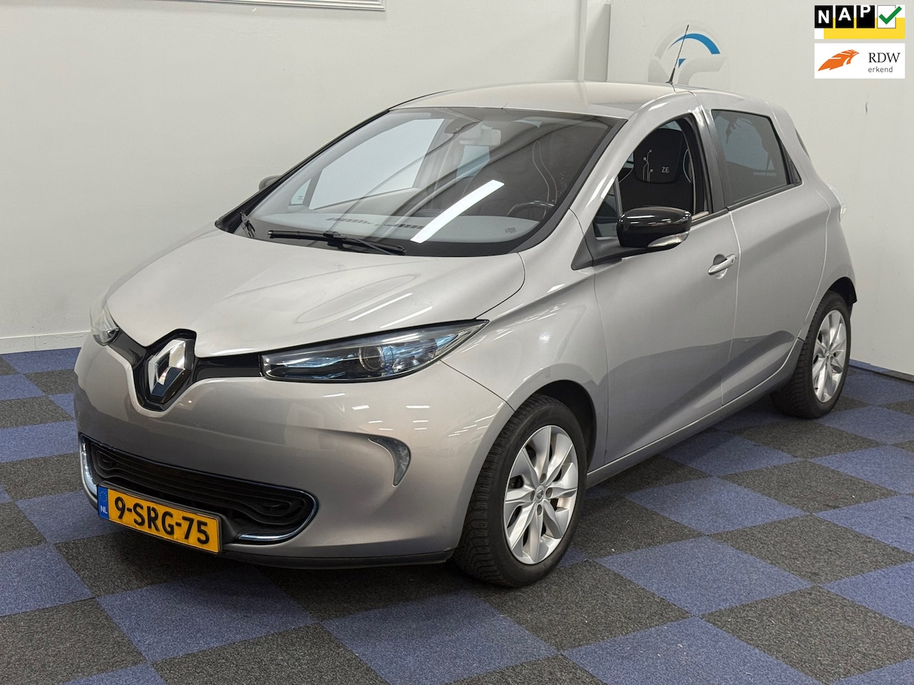 Renault Zoe - Q210 Zen Quickcharge / ACHTERUITKIJK CAMERA / NETTE AUTO / RIJDT SCHAKLET GOED - AutoWereld.nl