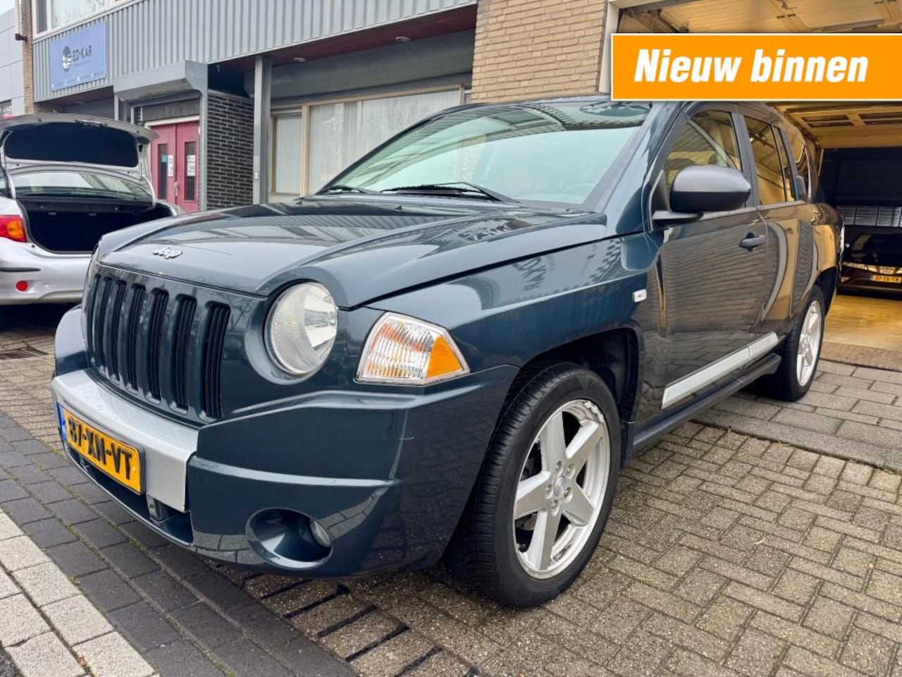 Jeep Compass - 2.4 Limited 4WD AUT LEER DAK NETTE AUTO  NAP APK 5-2027 - AutoWereld.nl