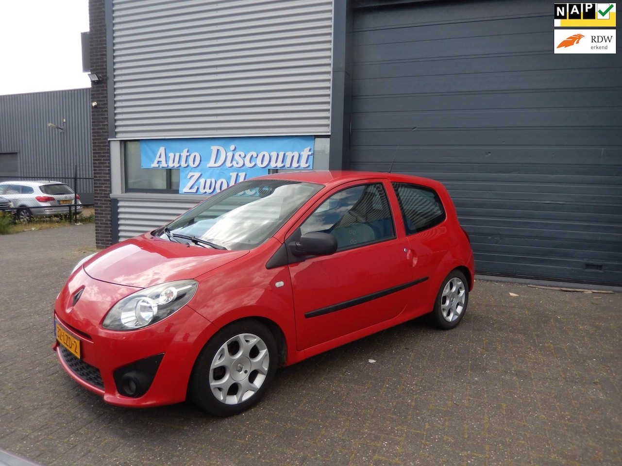 Renault Twingo - 1.2-16V Authentique AIRCO APK TOT 30-05-2027 - AutoWereld.nl