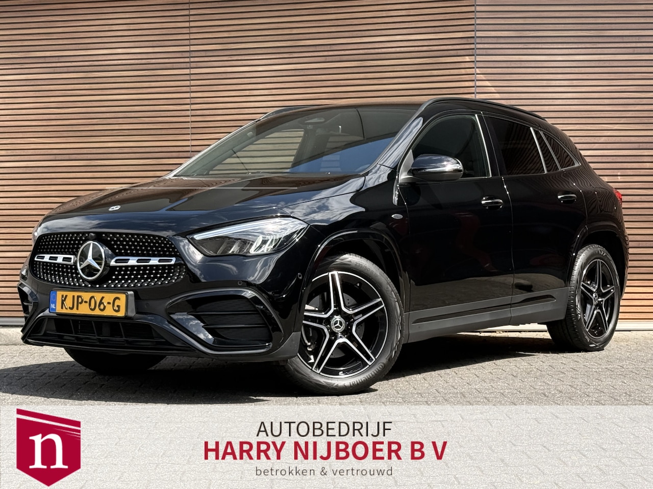 Mercedes-Benz GLA-Klasse - 250 e Business Solution AMG Black Optiek / Sfeerverlichting / Stoelverwarming / Camera - AutoWereld.nl
