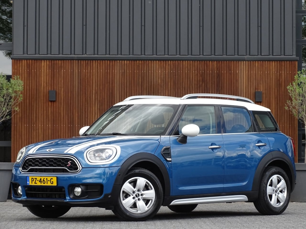 MINI Countryman - Mini 1.5 136PK Cooper / luxe pakket / LED *NAP* - AutoWereld.nl