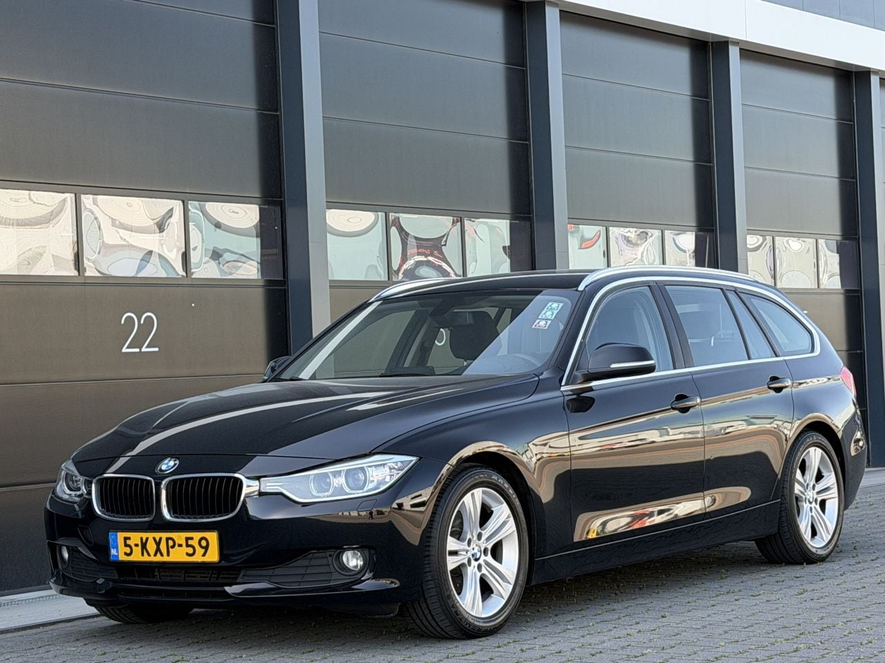 BMW 3-serie Touring - 320d Xenon Navi Clima PDC - AutoWereld.nl