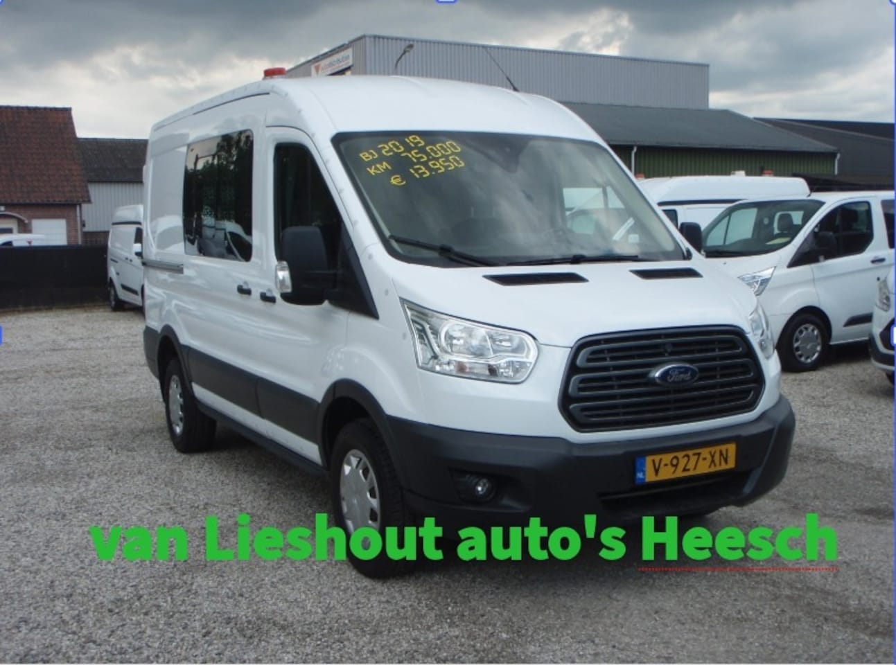 Ford Transit - 350 L2H2 zeer nette Trend 75780 km bj 2019 - AutoWereld.nl