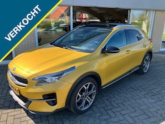 Kia XCeed - 1.6 GDi PHEV Exclusive-Line Pano
