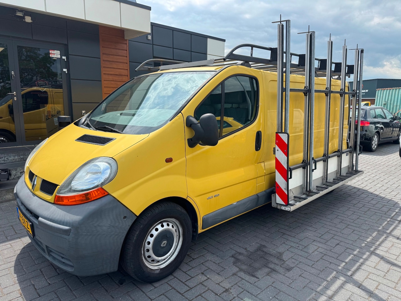 Renault Trafic - 1.9 dCi L2 180.000 km 2004 - AutoWereld.nl