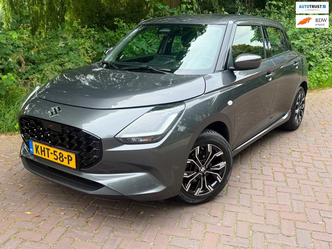 Suzuki Swift - 1.2 Comfort Smart Hybrid 8 X Suzuki SWIFT 1Eig. 31000km b.j.12-2024 Carplay ,Camera PDC ,A - AutoWereld.nl