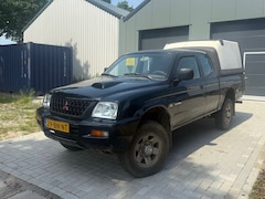 Mitsubishi L 200 - 2.5 TDi Club Cab 4x4