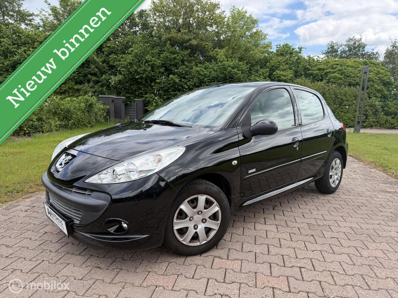 Peugeot 206 - 1.4 Millesim 200, Lage km stand, NAP, APK 03/27 - AutoWereld.nl