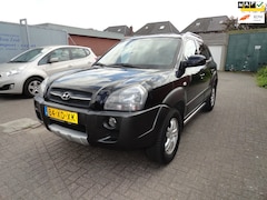 Hyundai Tucson - 2.0i Dynamic Cross (KM 172535 NAP AIRCO) NIEUWSTAAT