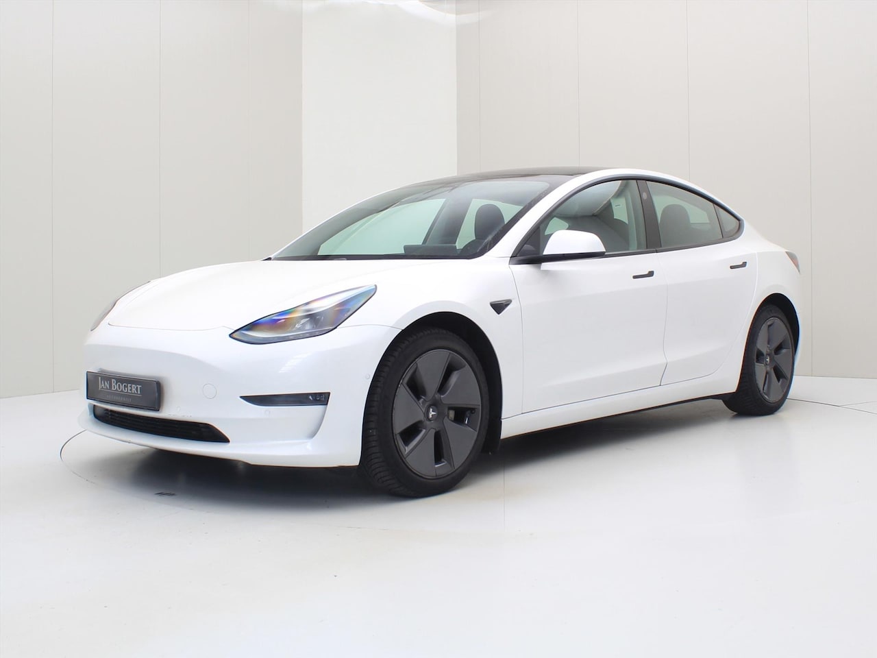 Tesla Model 3 - Long-Range AWD 351pk 75 kWh FACELIFT [ WARMTEPOMP+AUTOPILOT+620KM WLTP+PREMIUM AUDIO ] - AutoWereld.nl