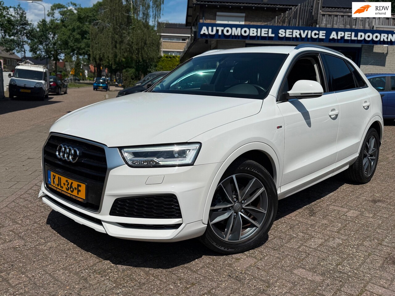 Audi Q3 - 1.4 TFSI Pro Line Plus AUTOMAAT *STOELVERW.*AIRCO*PDC*NAVI*FLIPPERS*DIML. AUTO* - AutoWereld.nl