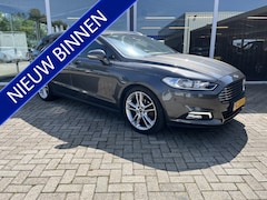 Ford Mondeo Wagon - 1.5 Titanium Lmv / Cruise / Stoelverwarming / Navi