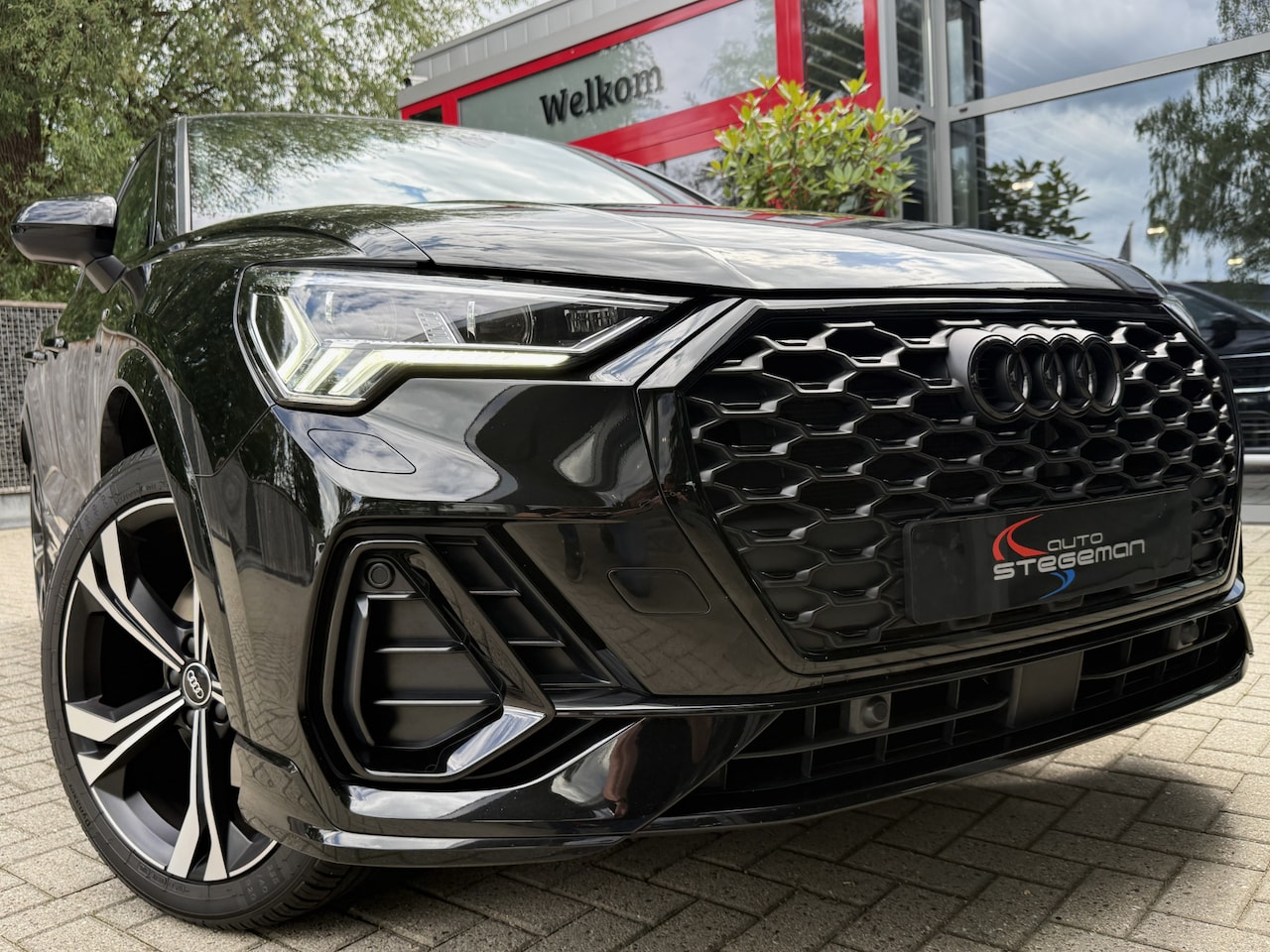 Audi Q3 Sportback - 45 TFSI-e AUT. *!* 2x S-LINE *!* NAVI/ RADAR/ 20 INCH/ CAMERA/ MATRIX/ BLACK OPTIEK *!* - AutoWereld.nl