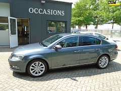 Volkswagen Passat - 2.0 TDI Highline BlueMotion