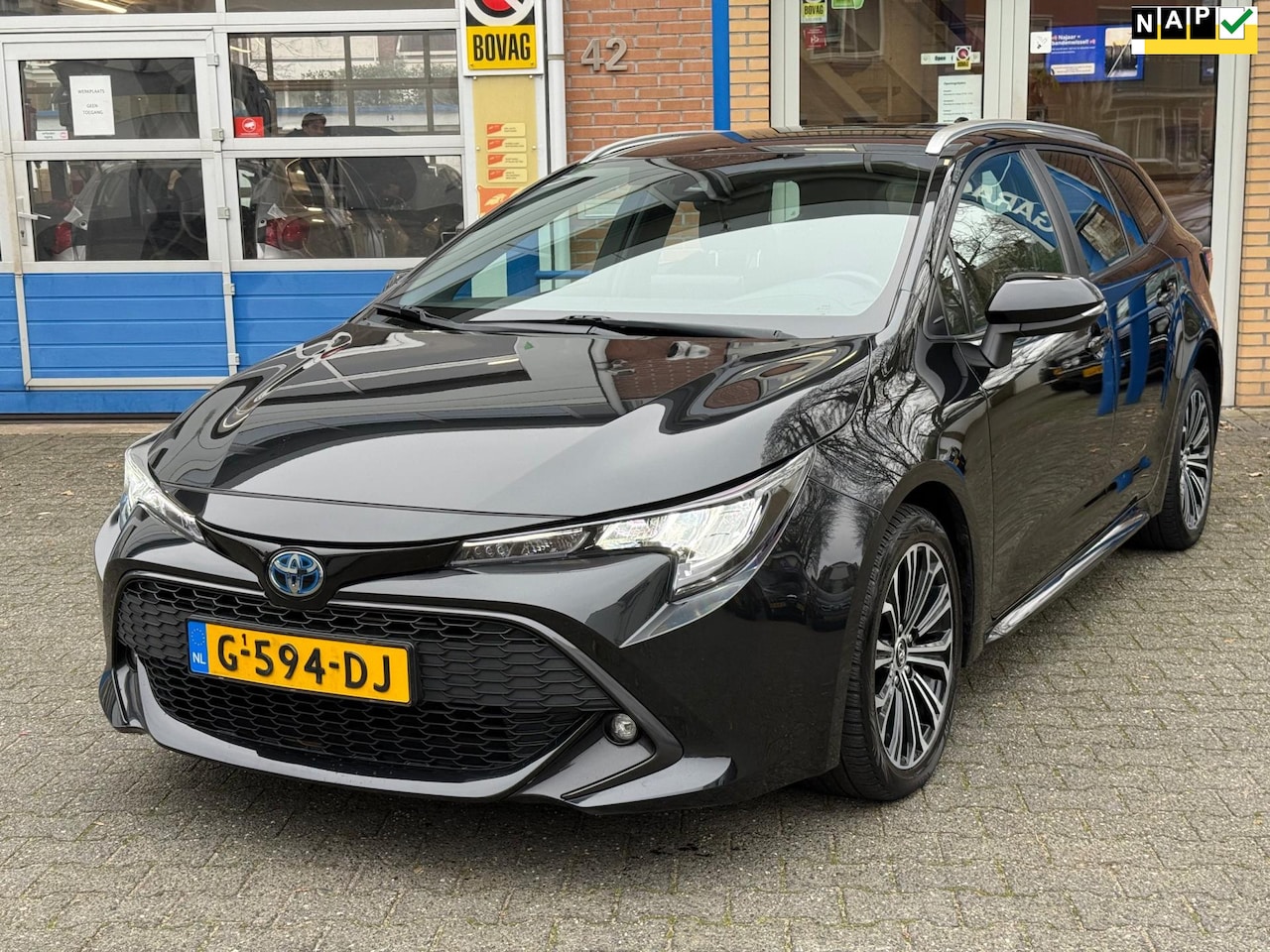 Toyota Corolla Touring Sports - 2.0 Hybrid First Edition 184pk| BTW-auto | org. NL | Achteruitrijcamera | Apple CarPlay - AutoWereld.nl