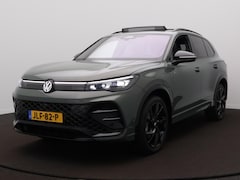 Volkswagen Tiguan - R-Line Edition 1.5 eHybrid 150 kW / 204 PK SUV 6 / Leder / Panoramadak / Black Style / Ele