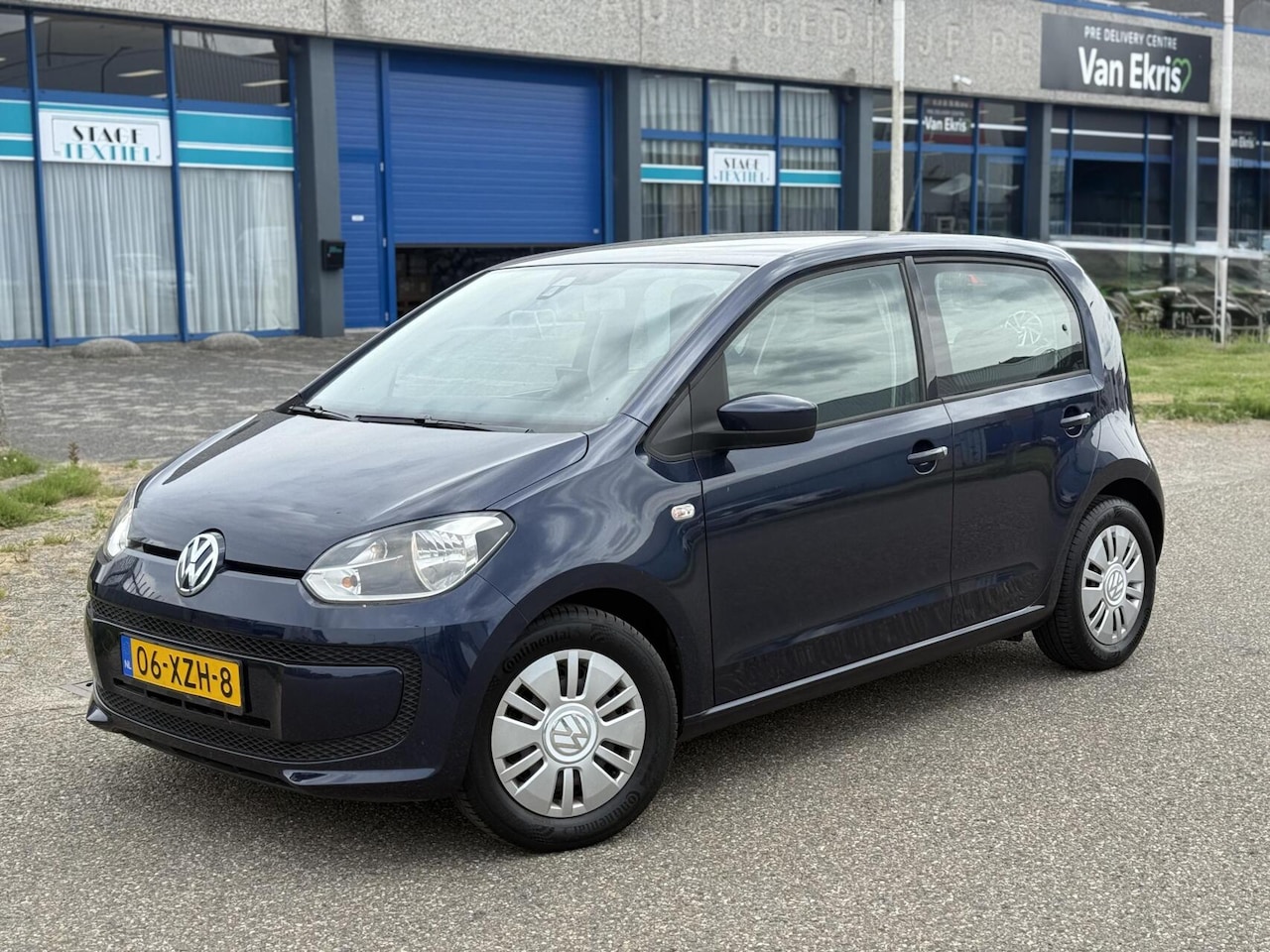 Volkswagen Up! - 1.0 take up! BlueMotion 2013 5-DRS Airco Navi - AutoWereld.nl
