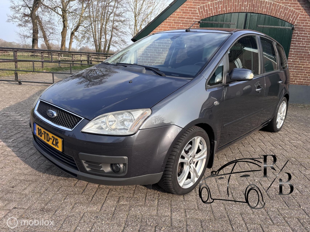 Ford Focus C-Max - 1.8-16V Ghia INRUILKOOPJE NAVI AC TREKHAAK - AutoWereld.nl