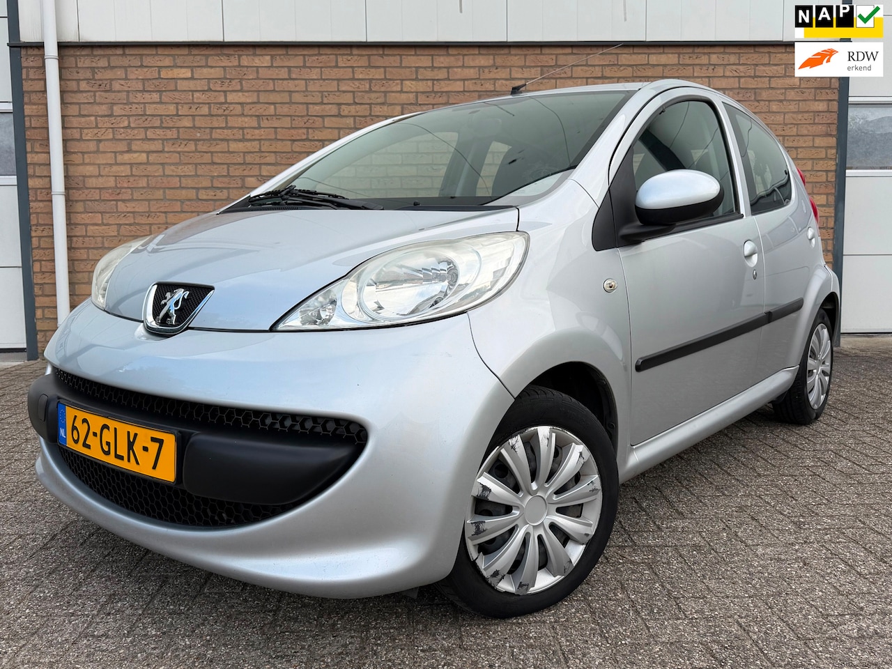 Peugeot 107 - 1.0-12V XS AIRCO/ELEK RAMEN/85.321KM NAP !!! - AutoWereld.nl