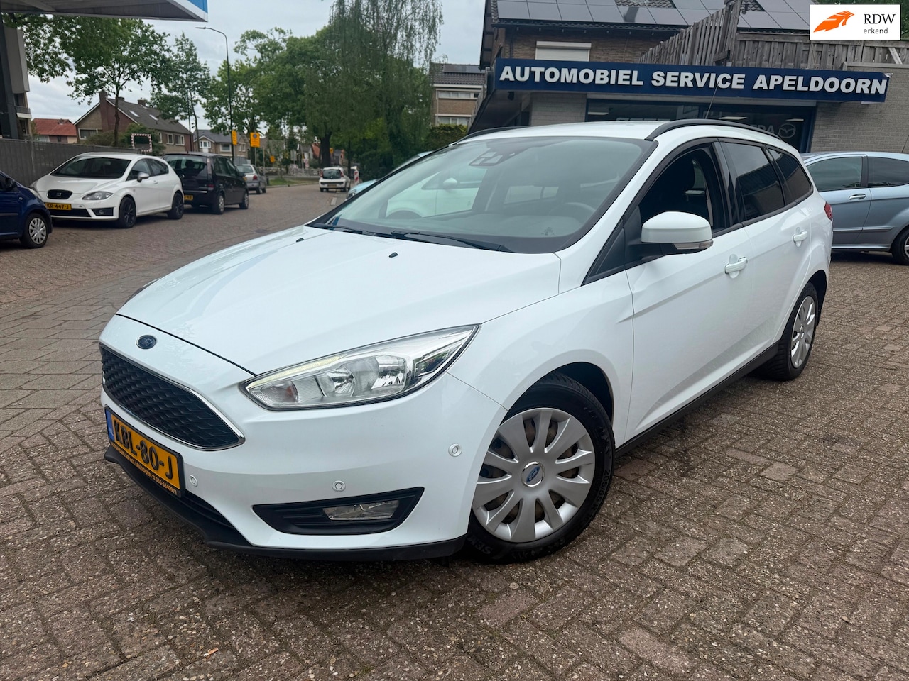 Ford Focus Wagon - 1.0 Titanium Edition * CLIMA*A. CAMERA*STOELVERW.*NAVI*STUURVERW.*CRUISE*BT AUDIO* - AutoWereld.nl