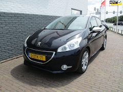 Peugeot 208 - 1.2 PureTech Style Pack Plus