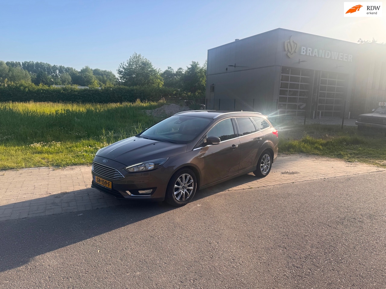 Ford Focus Wagon - 1.5 TDCI Titanium Navi.Clima.Ex BPM - AutoWereld.nl