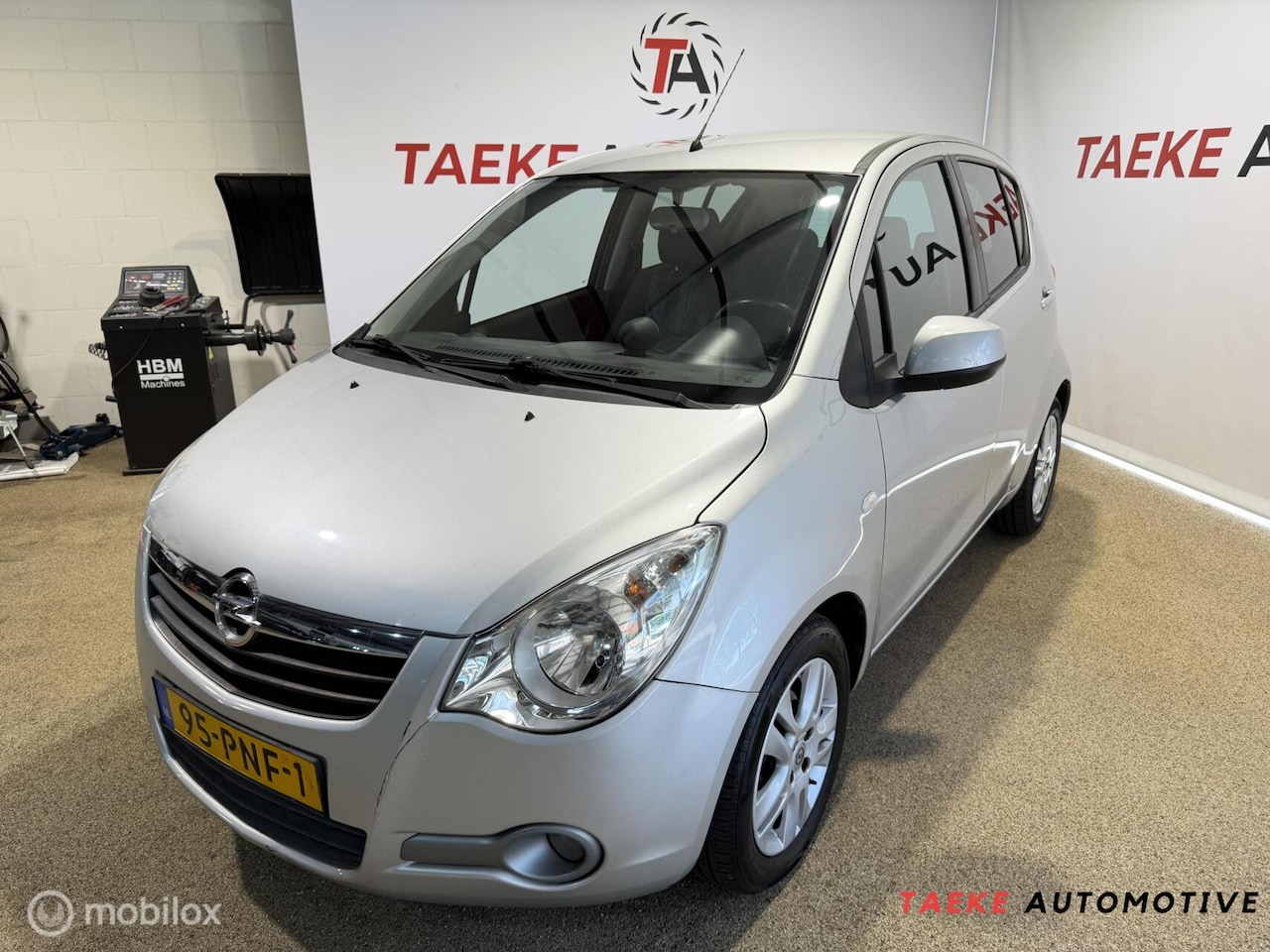 Opel Agila - 1.2 Edition Airco/Apk/Nap/Schade rechts - AutoWereld.nl