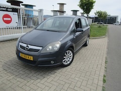 Opel Zafira - 1.6 Temptation, 7 Persoons