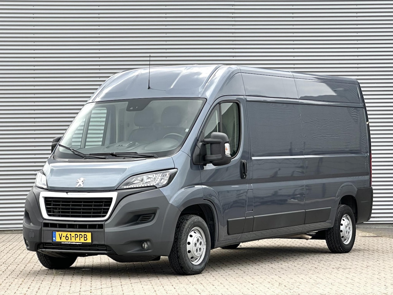Peugeot Boxer - 435 2.2 BlueHDi 140pk L3H2 Navi|Cruise|Airco - AutoWereld.nl