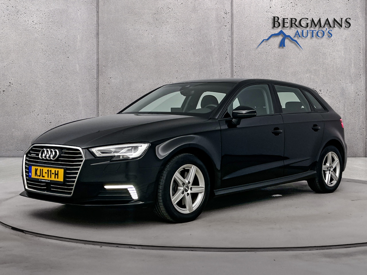 Audi A3 Sportback - 40 e-tron Advance Sport // NAVIGATIE // STOELVERWARMING // - AutoWereld.nl