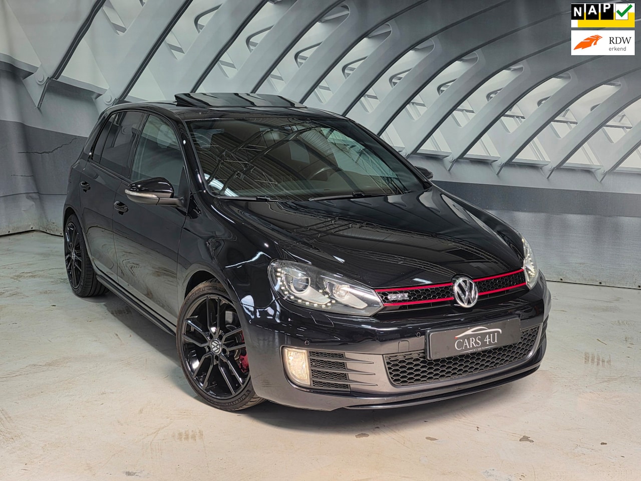 Volkswagen Golf - 2.0 GTI ORG NL dynaudio zw hemel opendak - AutoWereld.nl