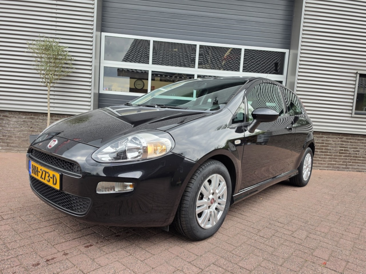 Fiat Punto Evo - | NL Auto | LM Velgen | 0.9 TwinAir Street - AutoWereld.nl