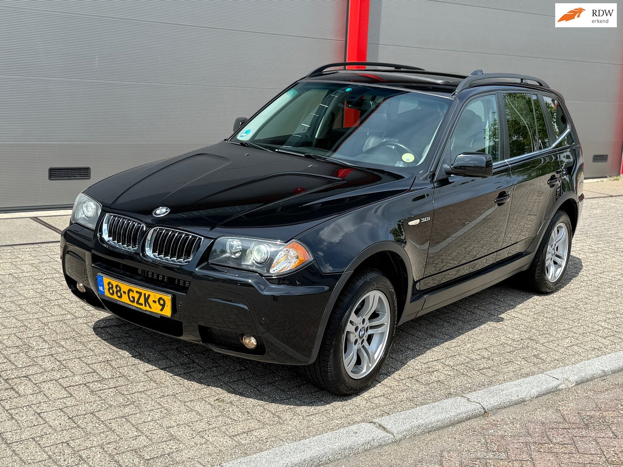 BMW X3 - 3.0i Executive | panorama | zeer goed onderhouden! Automaat - AutoWereld.nl