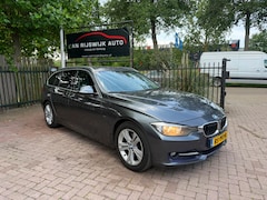 BMW 3-serie Touring - 320d High Exe Leder Nav Clima Pdc